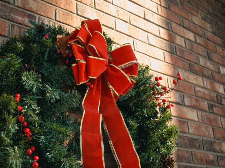 Low-Maintenance Decorating: Unlit Artificial Christmas Trees